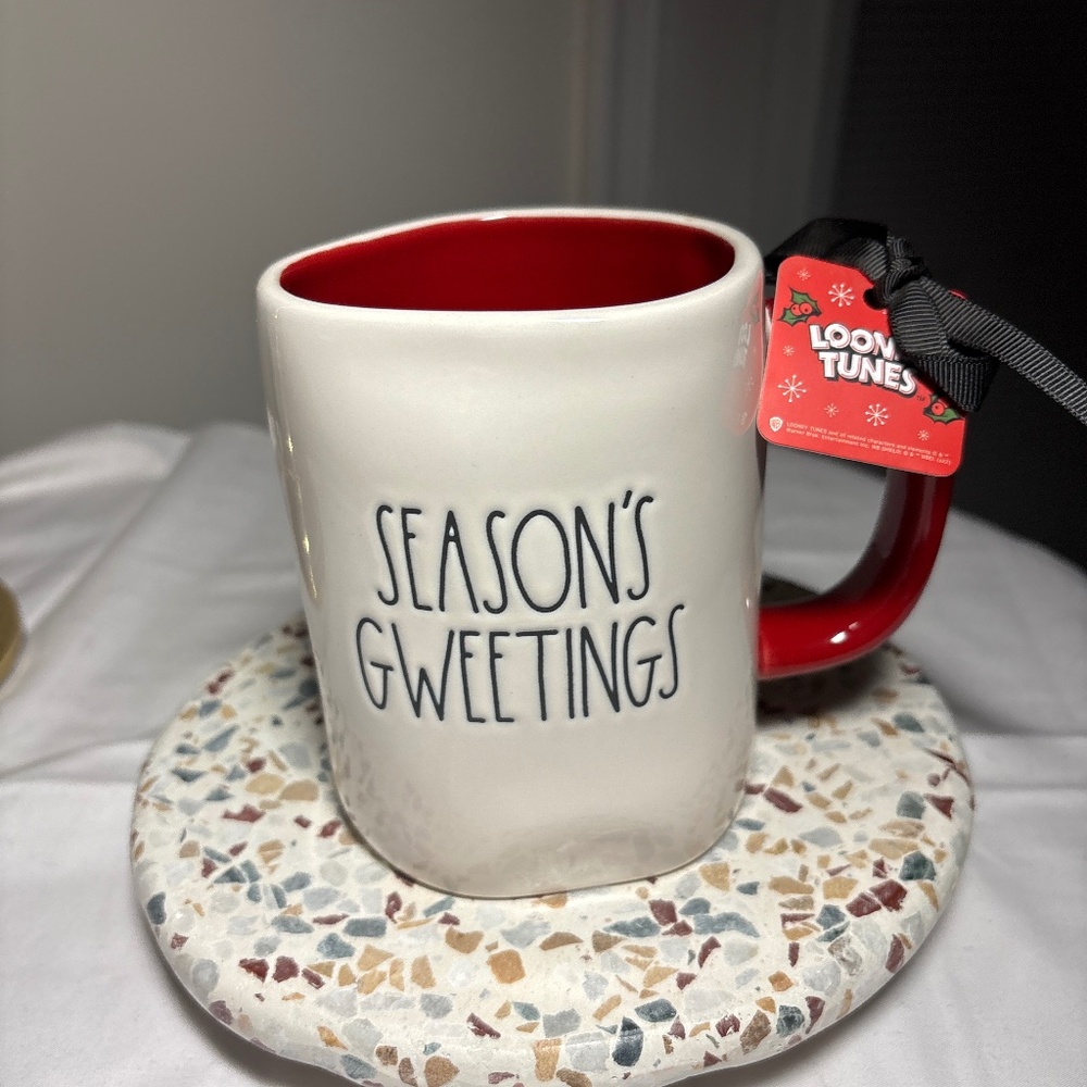 Rae Dunn Seasons Gweetings coffee/tea mug